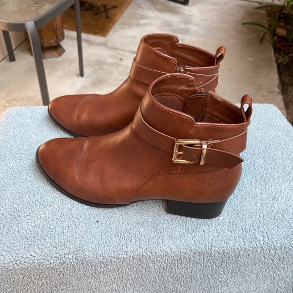 Tan Ankle Boots ALL OFFERS ACCEPTED! - Picture 4 of 7